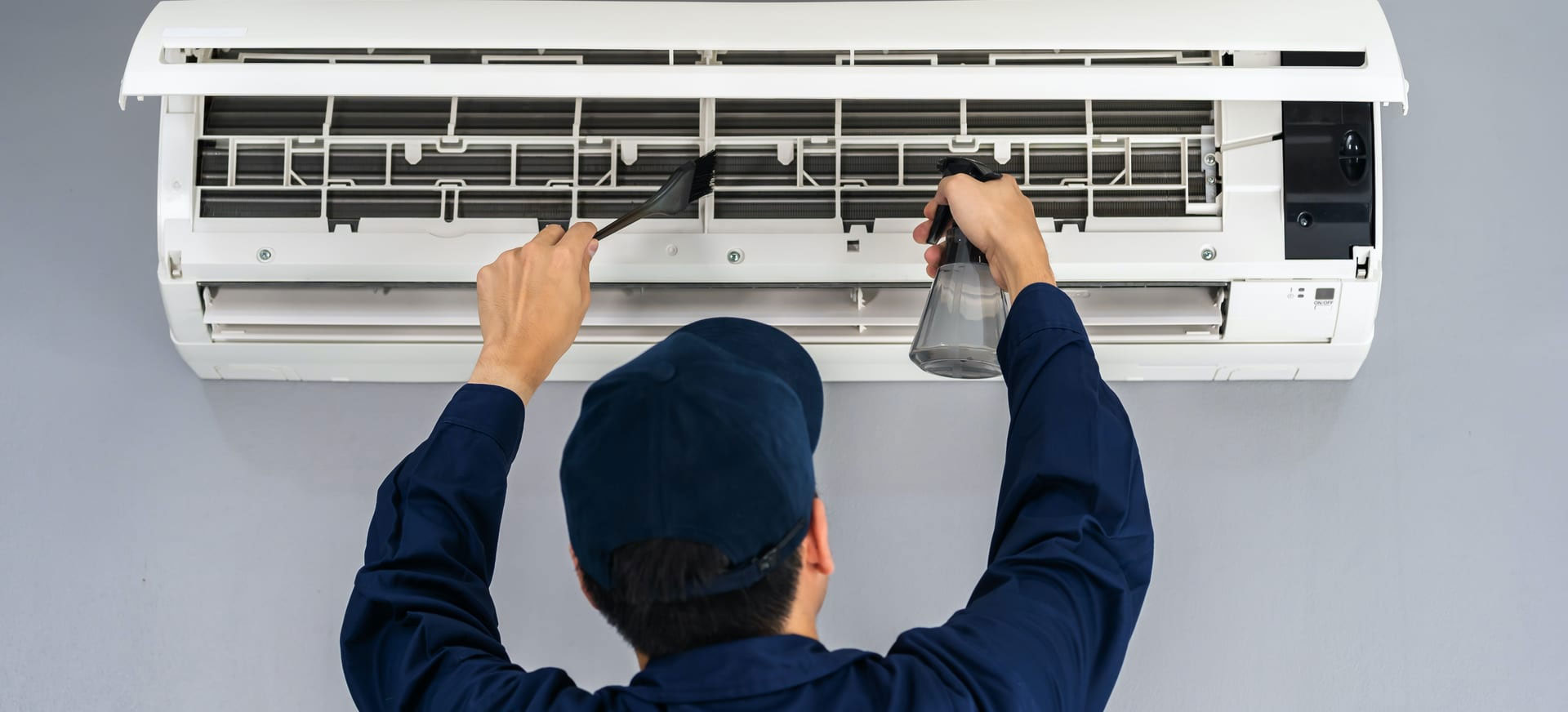 AC servicing and repair in Abu Dhabi by ASAS Technical